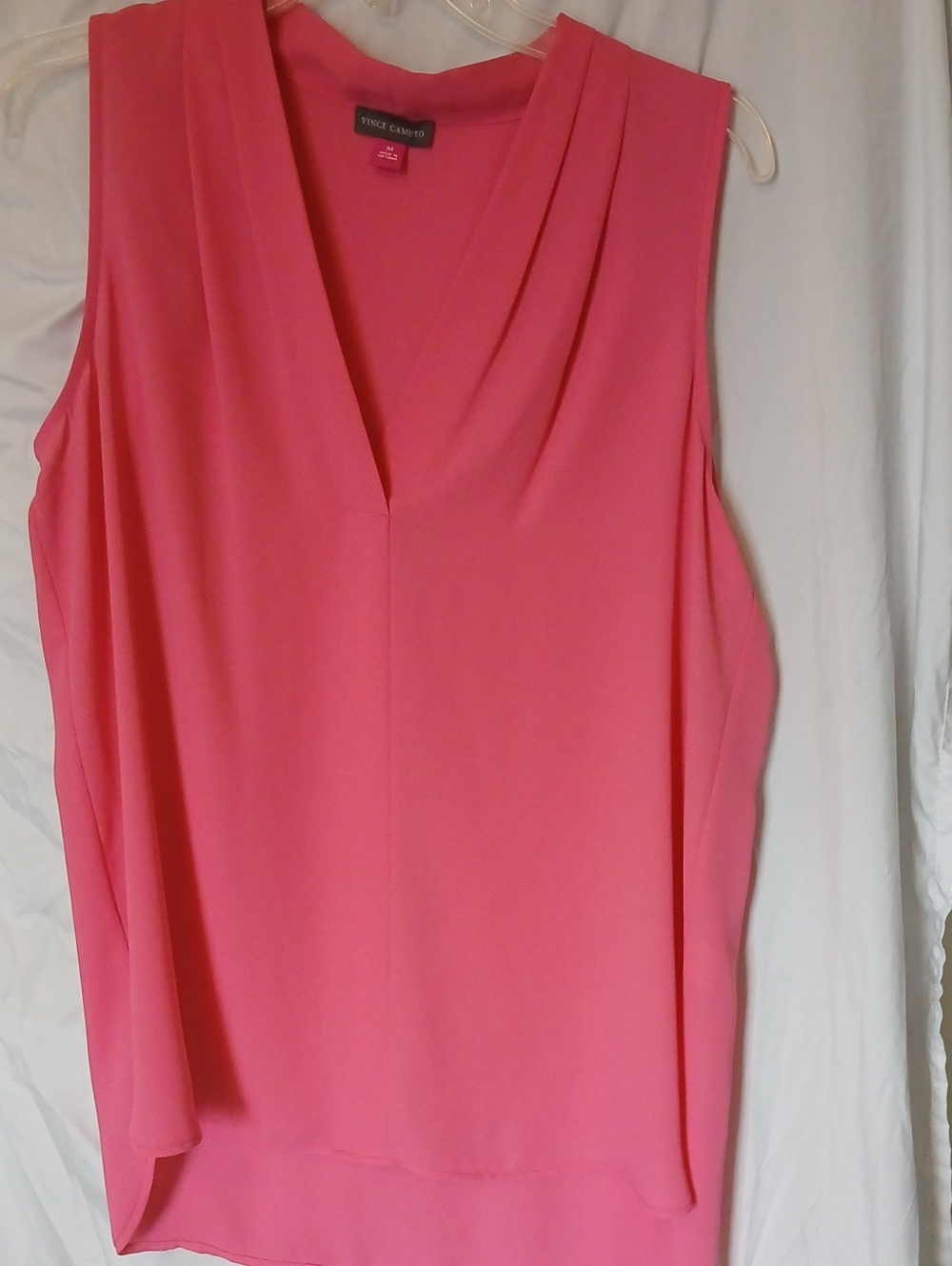 NWT Vince Camuto Coral Pink V-Neck Sleeveless Shell